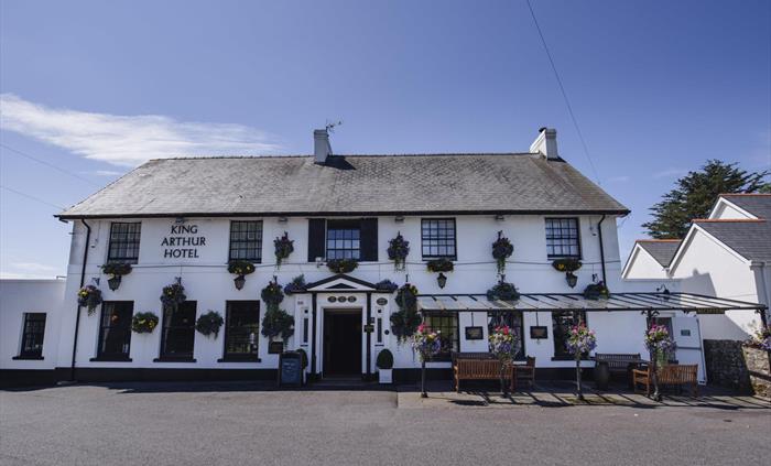 King Arthur Hotel, country inn, Gower